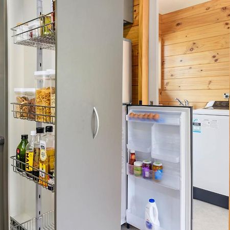 Ngongotaha Lakeside Lodge Екстер'єр фото