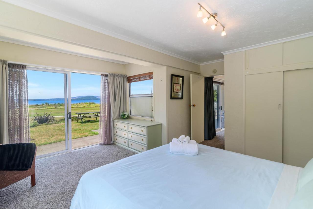 Ngongotaha Lakeside Lodge Екстер'єр фото
